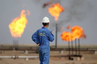 ۱۳۰ میلیون مترمکعب گاز در میدان نفتی غرب کارون می سوزد