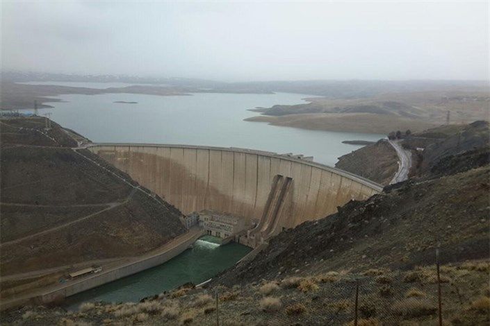 کاهش ۷۰ درصدی منابع آبی چاه‌های اصفهان/ زنگ خطرها به صدا درآمد