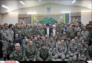 دیدار جمعی از فرماندهان نیروهای چهارگانه ارتش با آیت الله علم الهدی/گزارش تصویری
