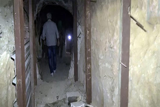 نخستین تصاویر از تونلهای گسترده زیرزمینی گروه‌های تروریستی