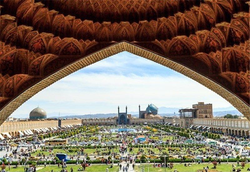 توزیع عادلانه برنامه‌های هفته فرهنگی اصفهان در مناطق ۱۵ گانه/ ۱۸۰ عنوان برنامه در ۲۰۰ محله شهراجرا می‌شود