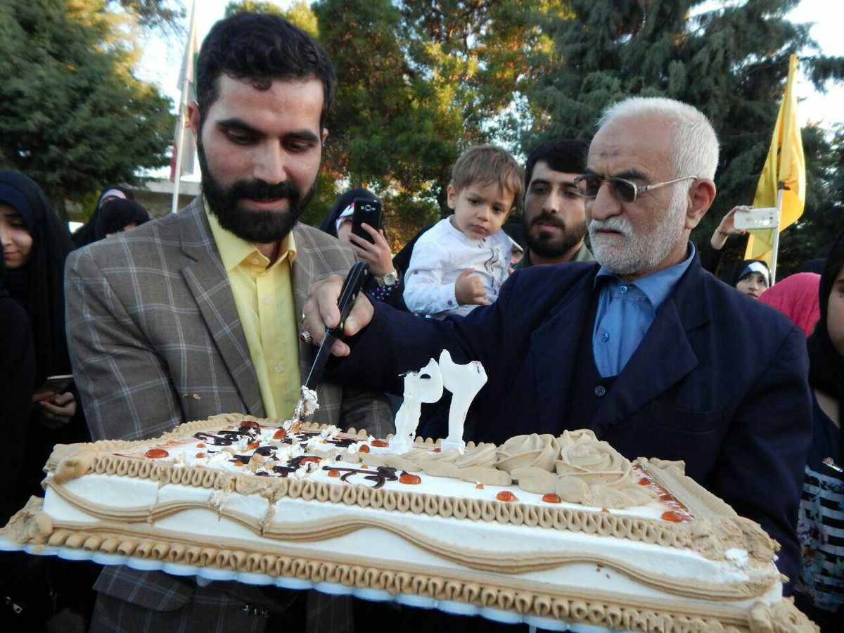 جشن تولد شهید مدافع حرم در گلزار شهدای قزوین برگزار شد