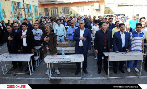 دیدار دانش آموزان و معلمان بعد از 34 سال/ گزارش تصویری