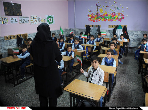 بزرگداشت روز معلم در دبستان خواجه نصیرالدین طوسی مشهد