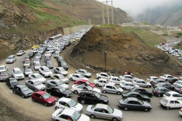 پیش بینی ترافیک سنگین برای فردا در محورهای منتهی به تهران