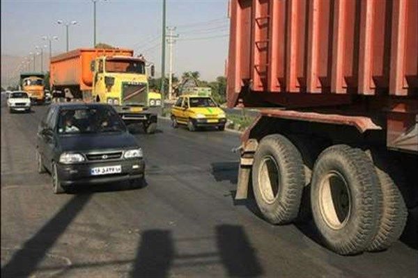 محدودیت ترافیکی کامیونها در مشهد دوباره بررسی می شود