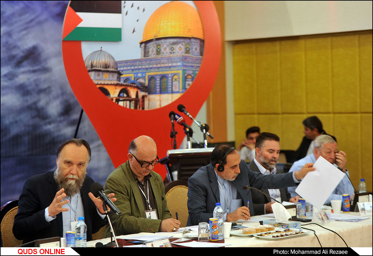 سومین روز ششمین کنفرانس بین‌المللی افق نو در مشهد مقدس