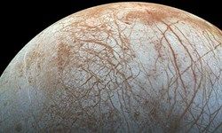 فوران‌ آبفشان‌ها در سطح قمر «اروپا»