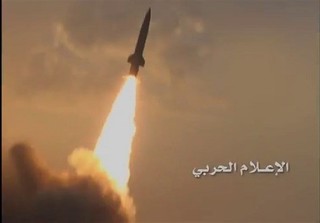 شلیک یک موشک بالستیک به پایگاه سعودی‌ها در «جیزان»