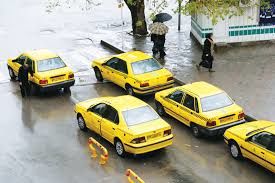 خیران تاکسیران مشهدی با طرح تاکسی آسمانی رایگان سرویس‌دهی می کنند