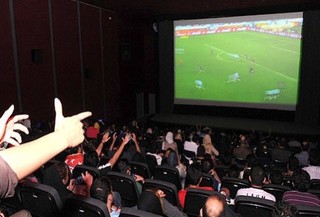 پخش بازی‌های تیم ملی فوتبال ایران در جام جهانی از تلویزیون‌های بزرگ شهری در مشهد