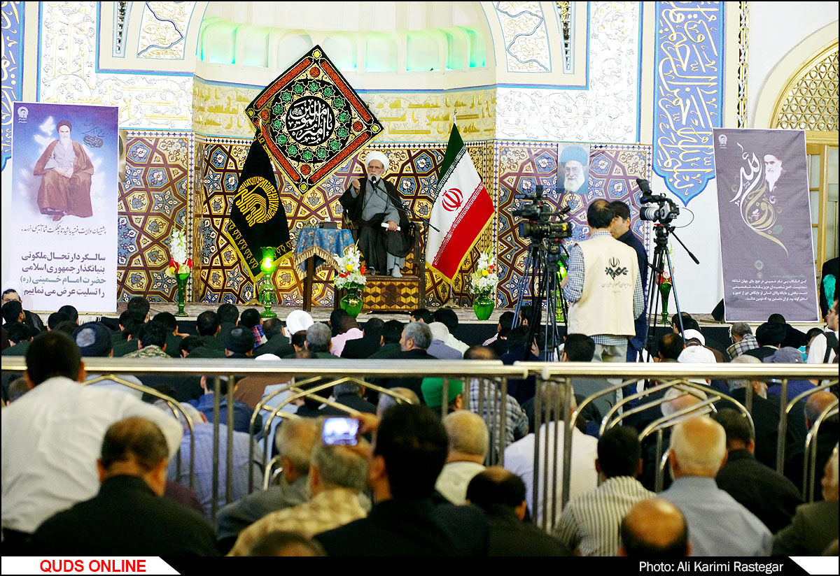 بزرگداشت بیست و نهمین سالگرد ارتحال امام خمینی(ره) در حرم مطهر رضوی/گزارش تصویری