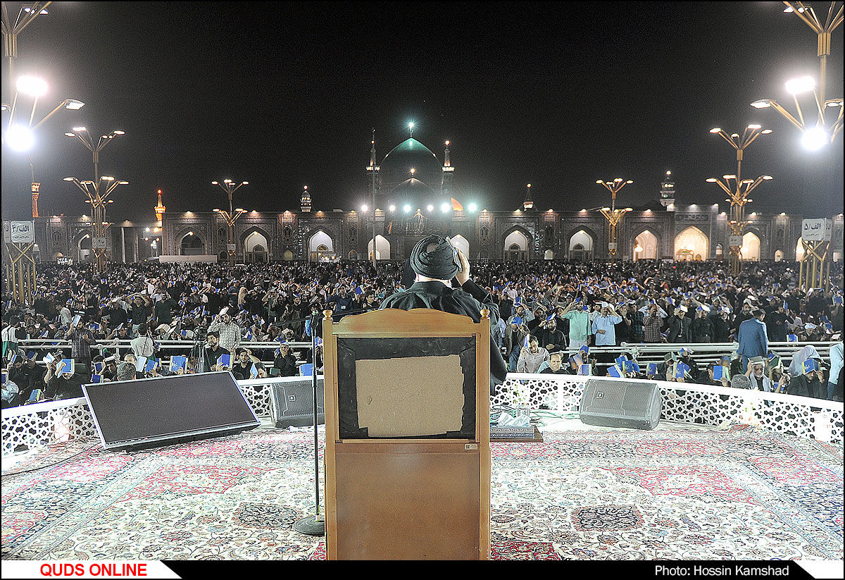 مراسم احیای شب بیست و سوم ماه رمضان در حرم رضوی برگزار شد/گزارش تصویری 