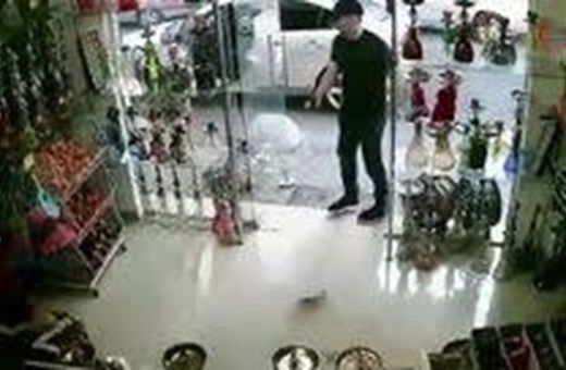 فیلم/ تیراندازی مرگ‌بار در مغازه قلیان‌فروشی