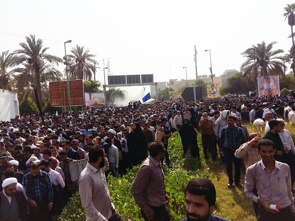 مراسم تشییع پیکر شهید مدافع حرم "خلیل تختی نژاد" در بندرعباس(21 خرداد ماه)