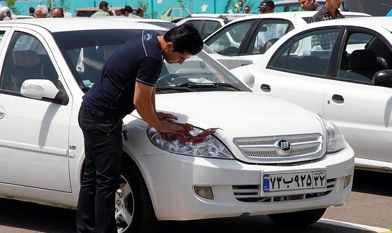 مشاور مدیرعامل ایران خودرو:گرانی خودرو طبیعی است
