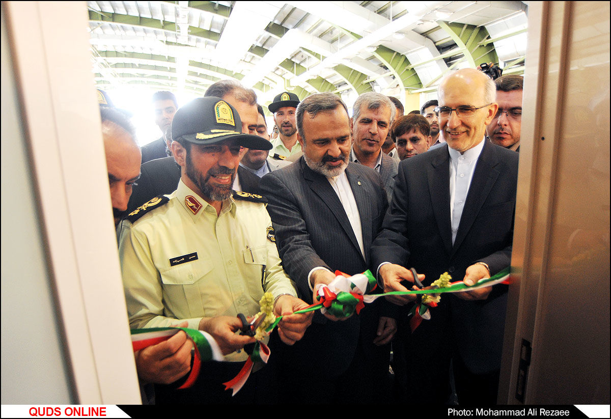 مراسم راه اندازی صدور روادید تمام الکترونیکی جمهوری اسلامی جهت اتباع خارجی در مشهد
