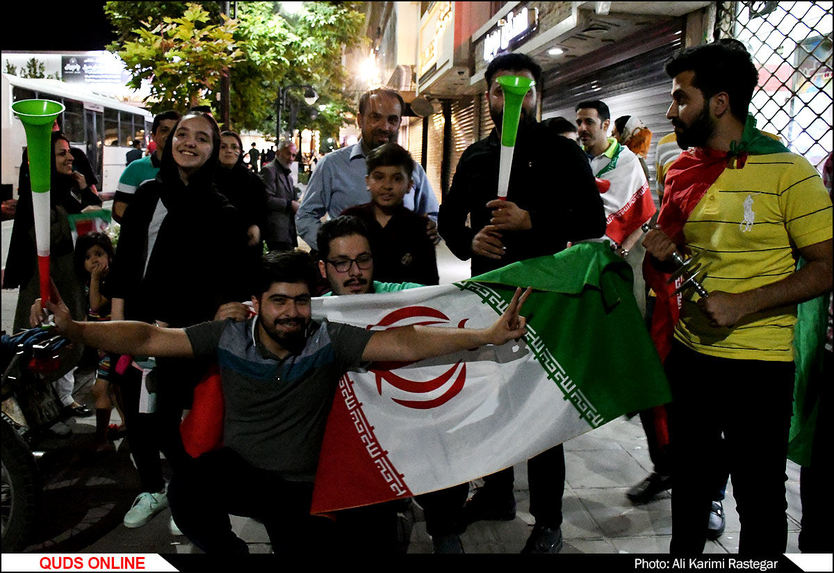 شادی مردم مشهد و قدردانی از تیم ملی فوتبال کشور