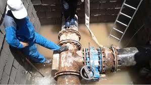   جریان آب انتقالی به استان یزد قطع شد