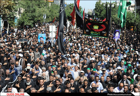 پیکر شهید دفاع مقدس در اجتماع صادقیون مشهد تشییع شد/گزارش تصویری