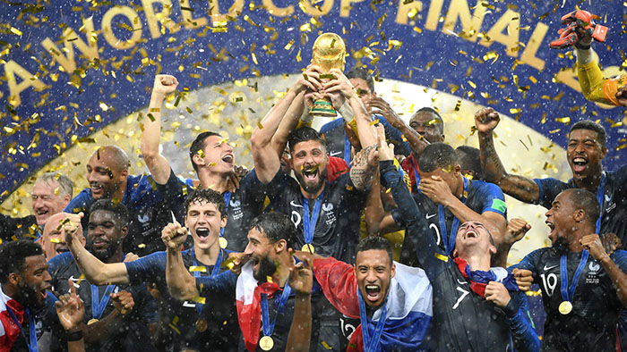 فیلم | جشن قهرمانی تیم ملی فرانسه در جام جهانی 2018