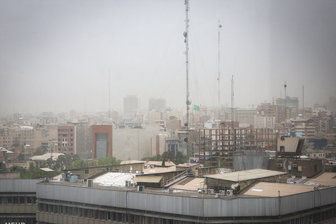 وزش باد شدید و گرد و خاک در تهران و ۹ استان
