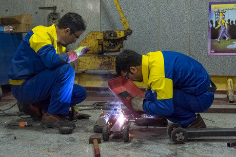  آموزش مهارت برای ٣٥٠٠ نفر از ساکنان حاشیه شهر و روستاییان در مراکز فنی و حرفه‌ای استان 