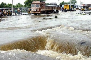 ۳۷ کشته بر اثر بارش باران در هند