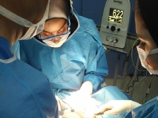 استفاده از مواد غیرپرتوزا در جراحی سرطان پستان در مشهد