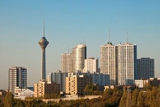 تغییر رفتار موضعی قیمت مسکن در تهران
