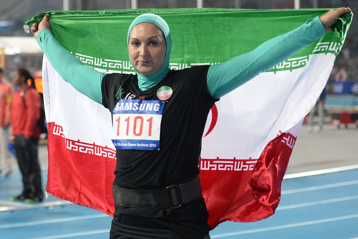 جلوگیری از ورود لیلا رجبی را به مجموعه ورزشی انقلاب 