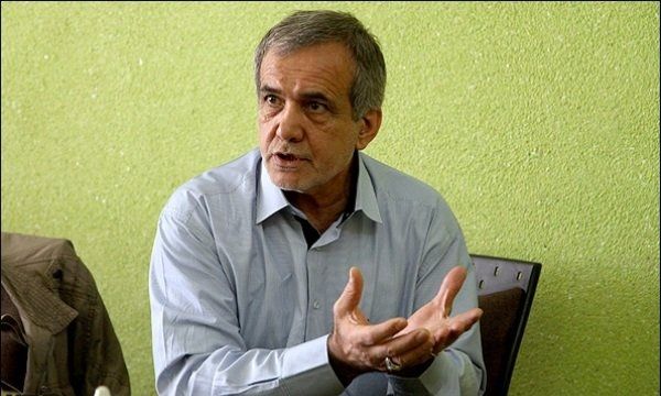  پزشکیان: رهبری فرموند ریاست ستاد مقابله با کرونا باید با رئیس‌جمهور باشد

