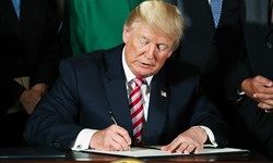 ترامپ لایحه بودجه دفاعی آمریکا را امضا کرد/ جزئیات مربوط به ایران
