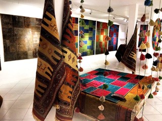 گالری بخارا میزبان نمایشگاه فرش های پچ ورک