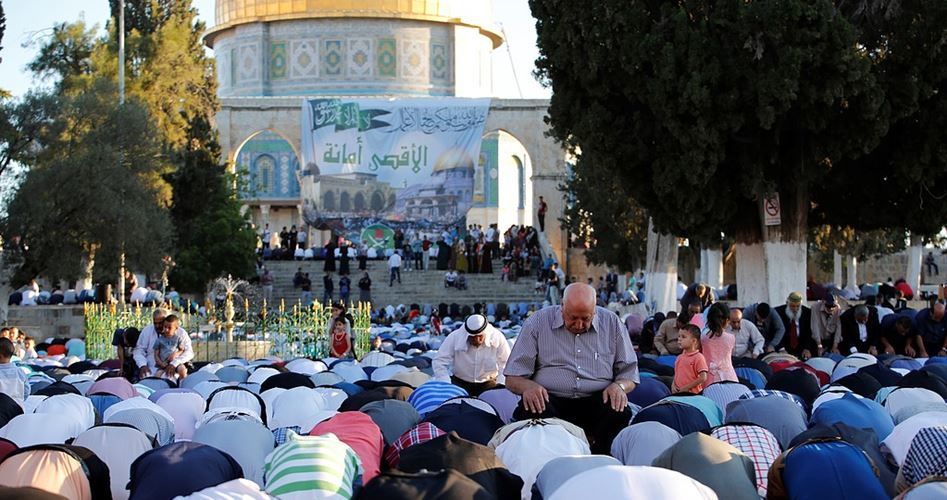 ده ها هزار نفر نماز عید را در مسجدالاقصی اقامه کردند