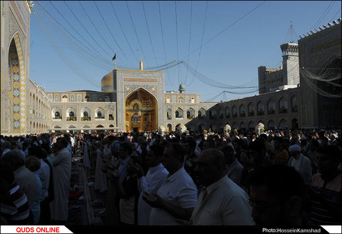 نماز باشکوه عید قربان در حرم رضوی اقامه شد/گزارش تصویری