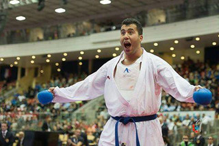مرد طلایی کاراته نیازی به جراحی ندارد