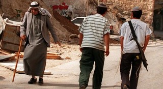 شهرک‌نشینان صهیونیستی مسلح می‌شوند/ هشدار در مورد افزایش سوءقصد به فلسطینیان 