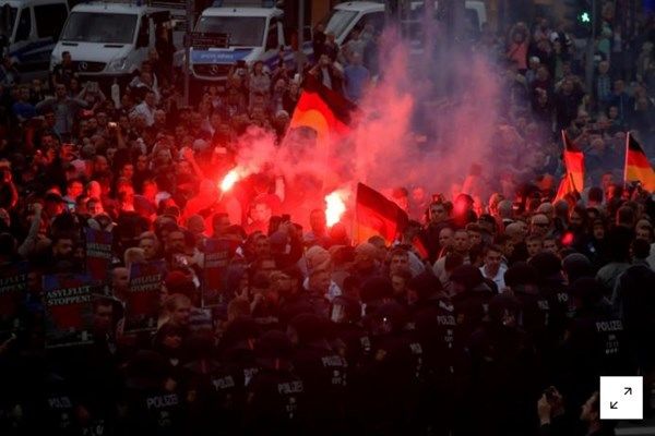 درگیری خیابانی راست‌ها و چپ‌ها در آلمان
