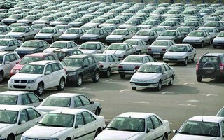 حرکت هماهنگ نمایندگی‌های خودروسازان علیه تنظیم بازار خودرو