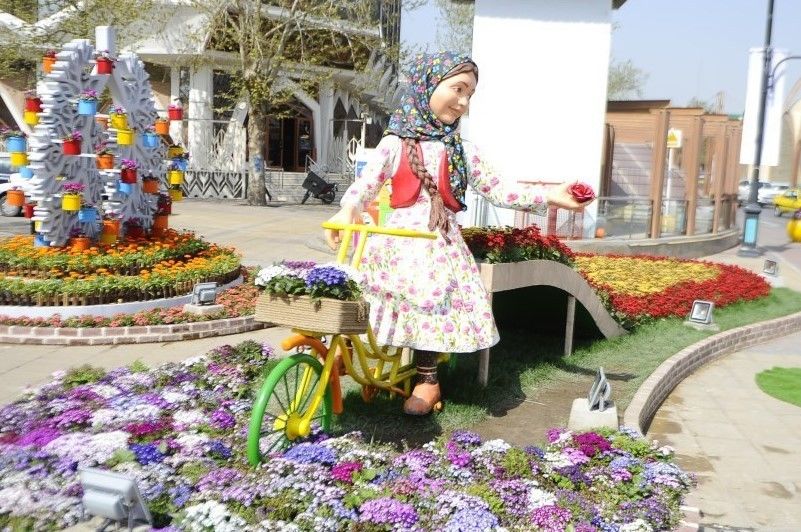 معرفی برگزیدگان جشنواره عکس خانه بهار در مشهد