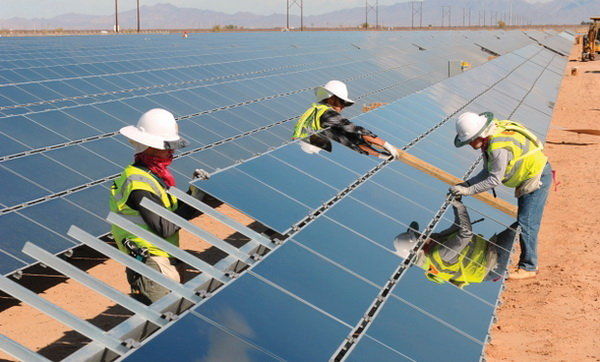 ساخت بزرگترین نیروگاه خورشیدی ۵۰۰ مگاواتی در خراسان رضوی  در رشتخوار کلنگ‌زنی شد