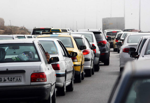 ترافیک در آزادراه کرج-تهران سنگین است/ گرد و خاک در استان سیستان و بلوچستان
