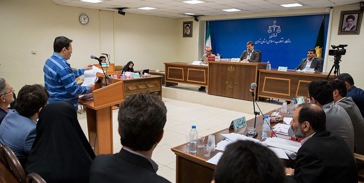 ابر مفسد اقتصادی از پاسخ به سوالات قاضی طفره رفت
