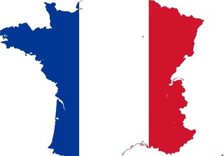 تهدید پاریس به استفاده از ناوهای جنگی برای حل منازعه بین صیادان فرانسوی و انگلیسی