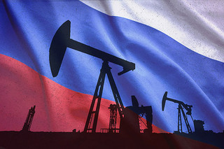 تولید نفت روسیه روزانه ۱۰۰ هزار بشکه کاهش یافت
