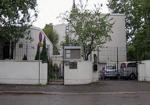 تعرض افراد ناشناس به سفارت ایران در فنلاند
