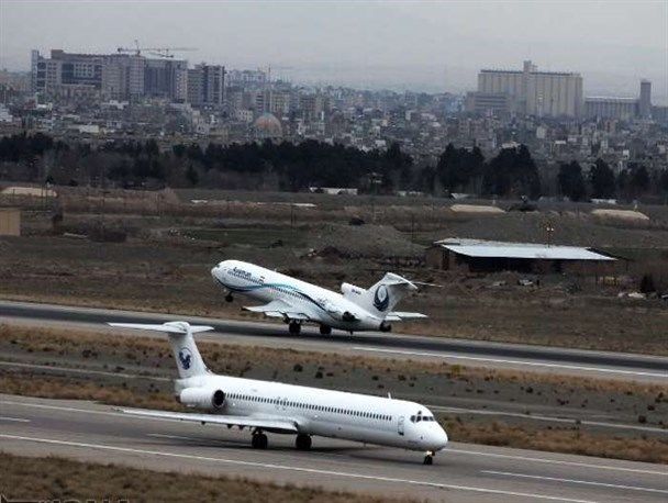 نخستین پرواز فرودگاه کرج از مشهد برخاست
