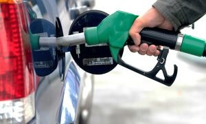 بندر چابهار از کمبود جایگاه سوخت میسوزد کمبود جایگاه سوخت در بندر چابهار