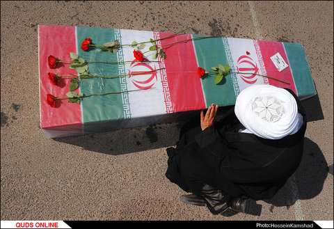 پیکر مطهر ۹ شهید گمنام دفاع مقدس و۲ شهید مدافع حرم در مشهد/گزارش تصویری